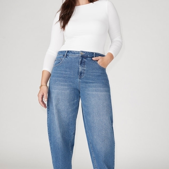 Eloquii Denim - Eloquii Medium Blue Barrell Jeans 18